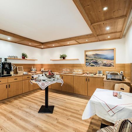 Madle - B&B Sölden Exteriör bild