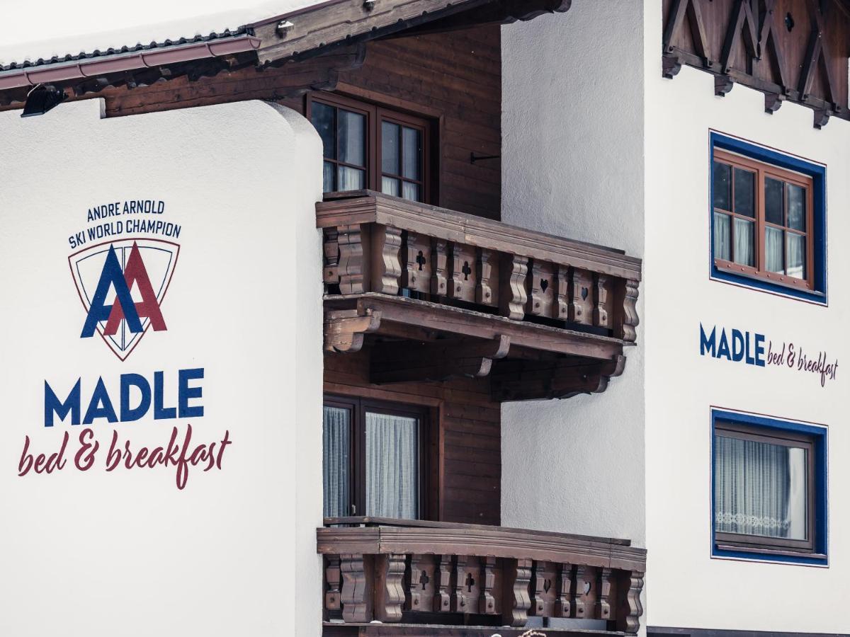 Madle - B&B Sölden Exteriör bild